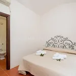 Tamarix Villa *